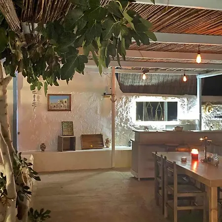 Little Troll House 2, Golden Beach, *