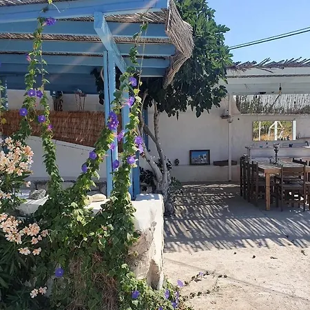Little Troll House 2, Golden Beach, Chrisi Akti (Paros)