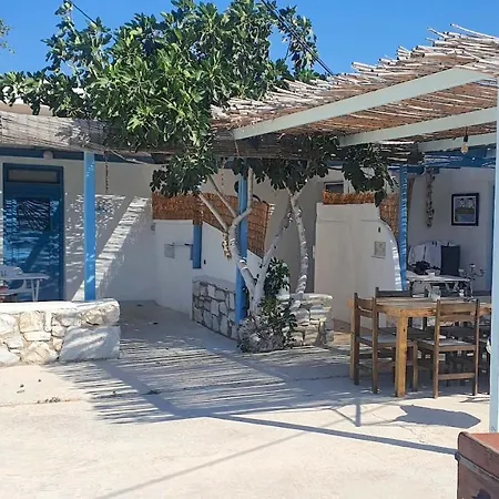 Apartment Little Troll House 2, Golden Beach, Chrisi Akti (Paros)
